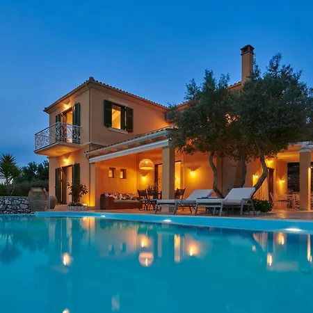 Grand Lefkada - 3 Bedrooms - Kaladika - Stunning Sea Views - Well Furnished