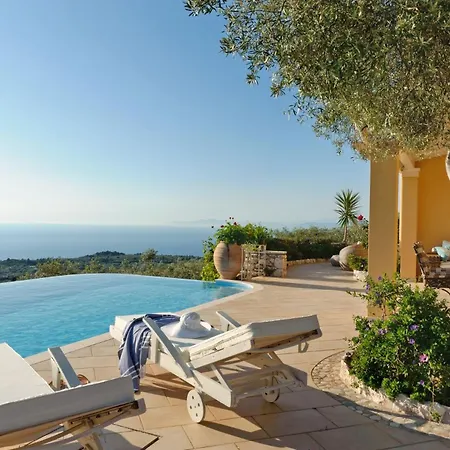 Villa Grand Lefkada - 3 Bedrooms - Kaladika - Stunning Sea Views - Well Furnished Tsoukaladhes